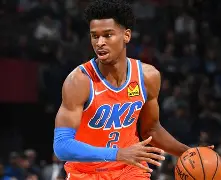 NBA常规赛今晚再迎强敌，俄克拉荷马雷霆完成体检，主帅态度——更衣室稳定，轮换策略成焦点的简单介绍