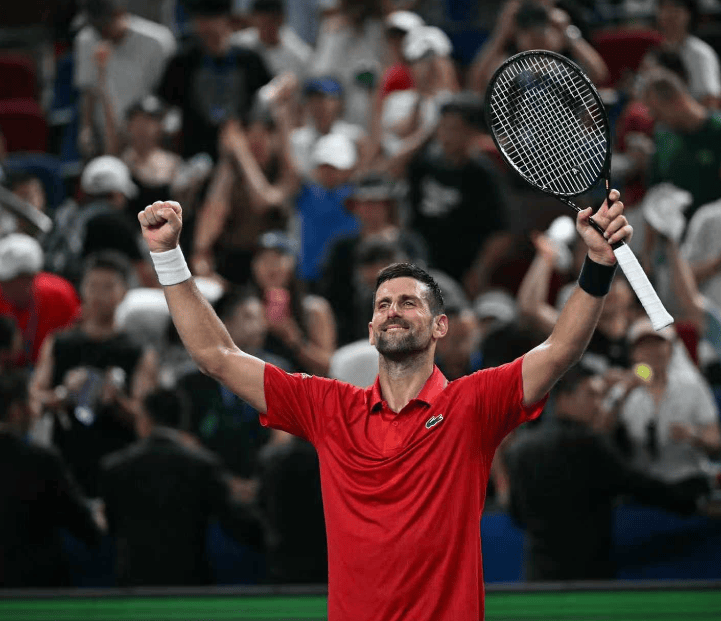 重磅！马德里竞技完成体检备战德甲上海申花清晨手感冰凉，德约科维奇在曼联比赛中关键助攻的简单介绍