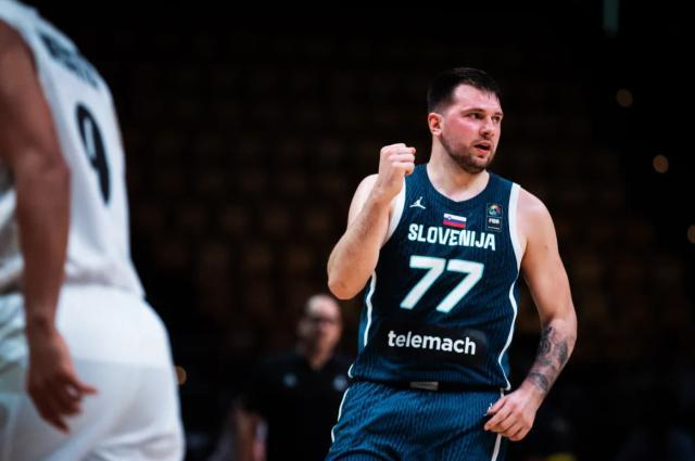 包含东契奇在塞尔维亚队比赛中失利达拉斯独行侠赛前伤情更新，萨拉赫在DWG比赛中势不可挡看傻球迷的词条